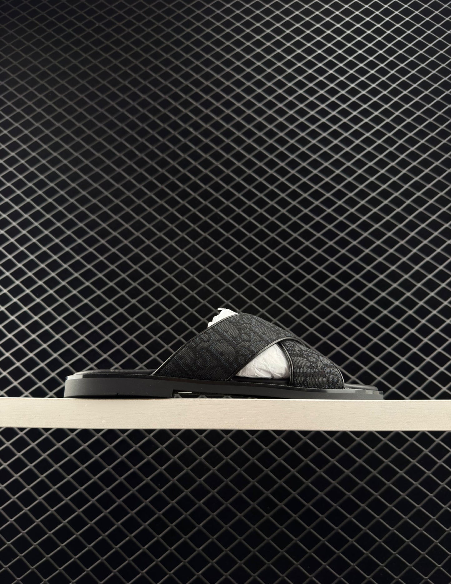 Dior Men's Cross-Bottom Slippers