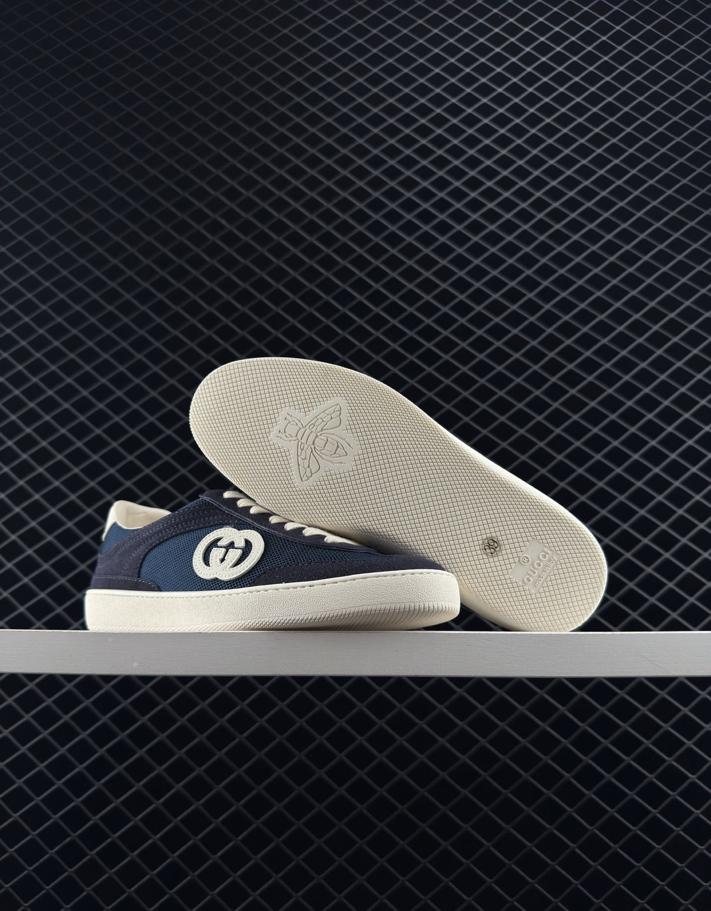 Gucci Low-top Casual Sneakers