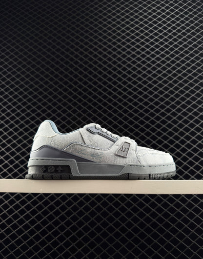 Louis Vuitton Low-top Lace-up Sneakers