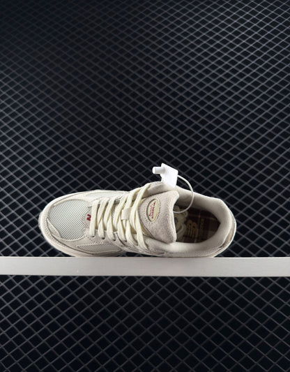 New Balance Off-White Casual Sneakers