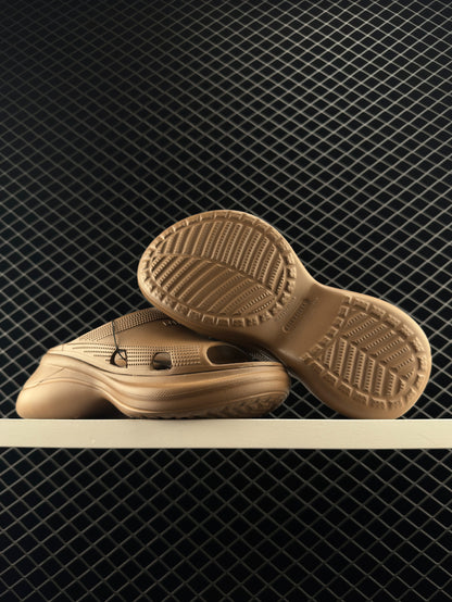 Balenciaga Pool Crocs Versatile Stylish Sandals