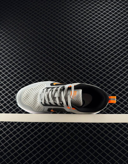 Nike Flywire Sneakers