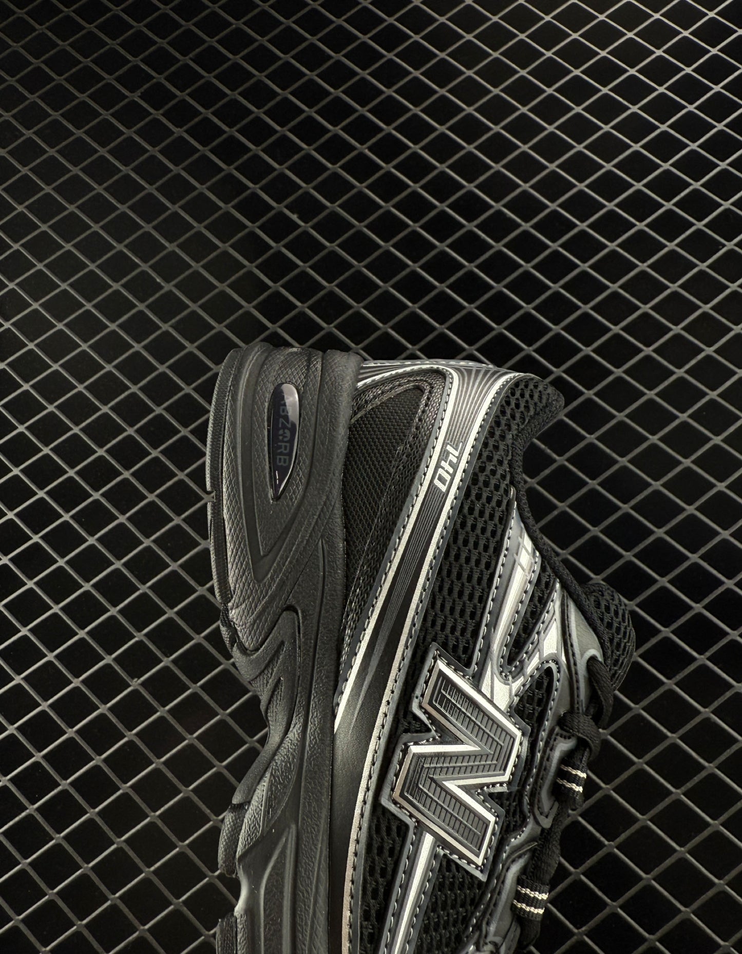 New Balance Retro Black Sneakers