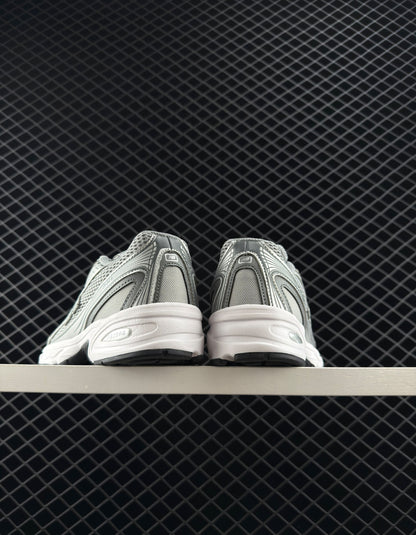 New Balance Trendy Breathable Retro Sneakers