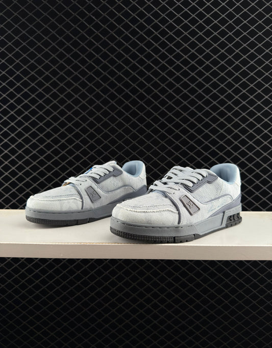 Louis Vuitton Low-top Lace-up Sneakers