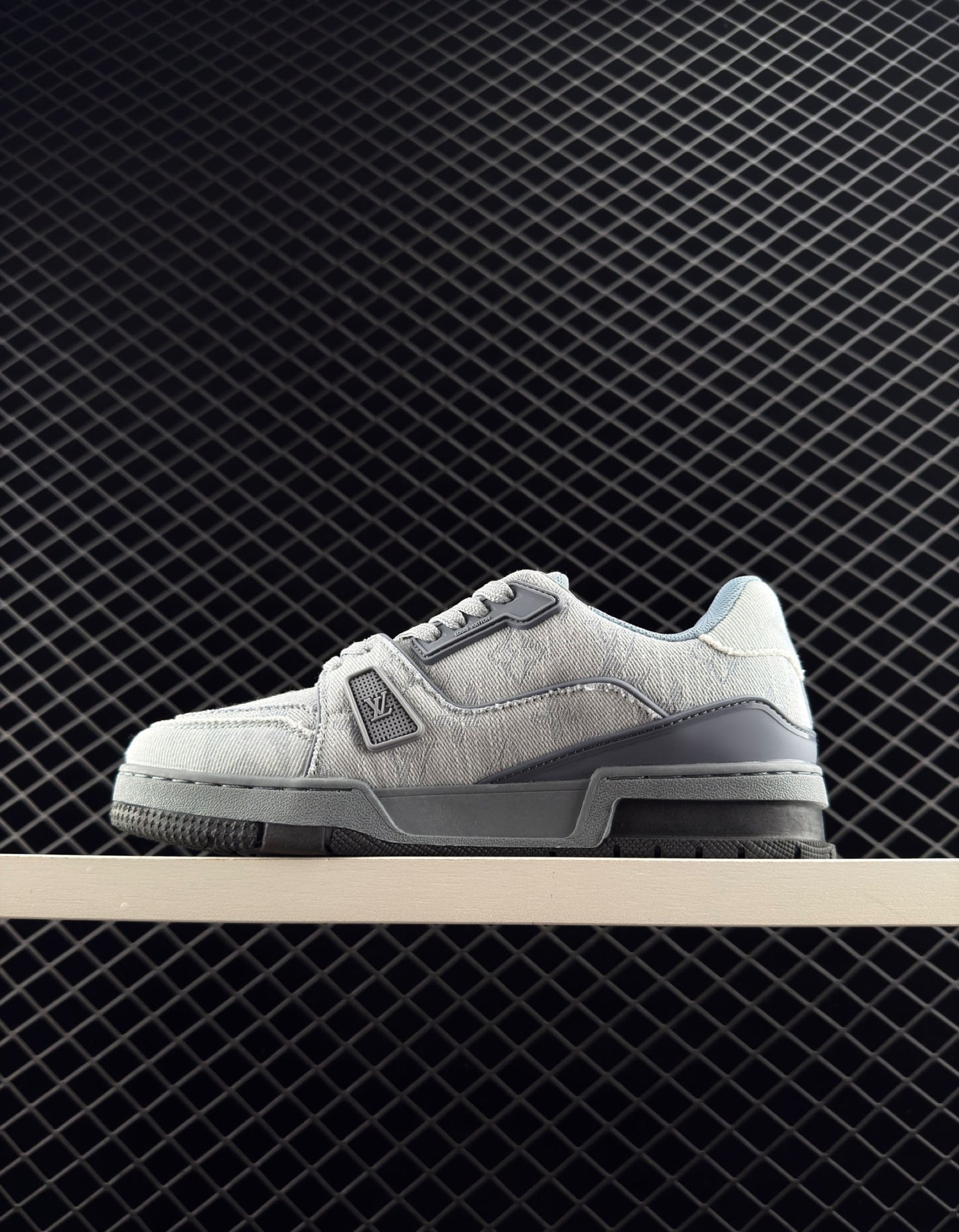 Louis Vuitton Low-top Lace-up Sneakers