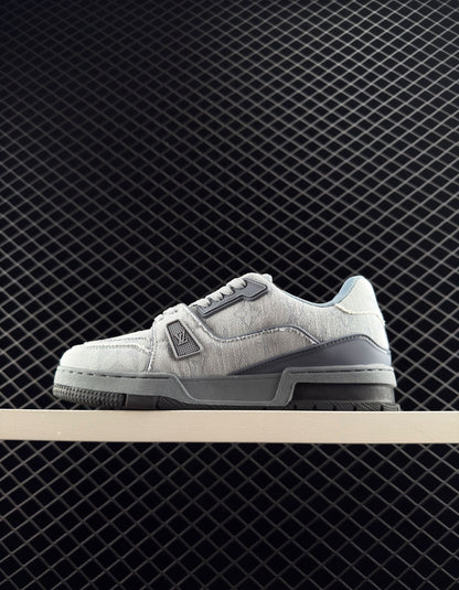 Louis Vuitton Low-top Lace-up Sneakers