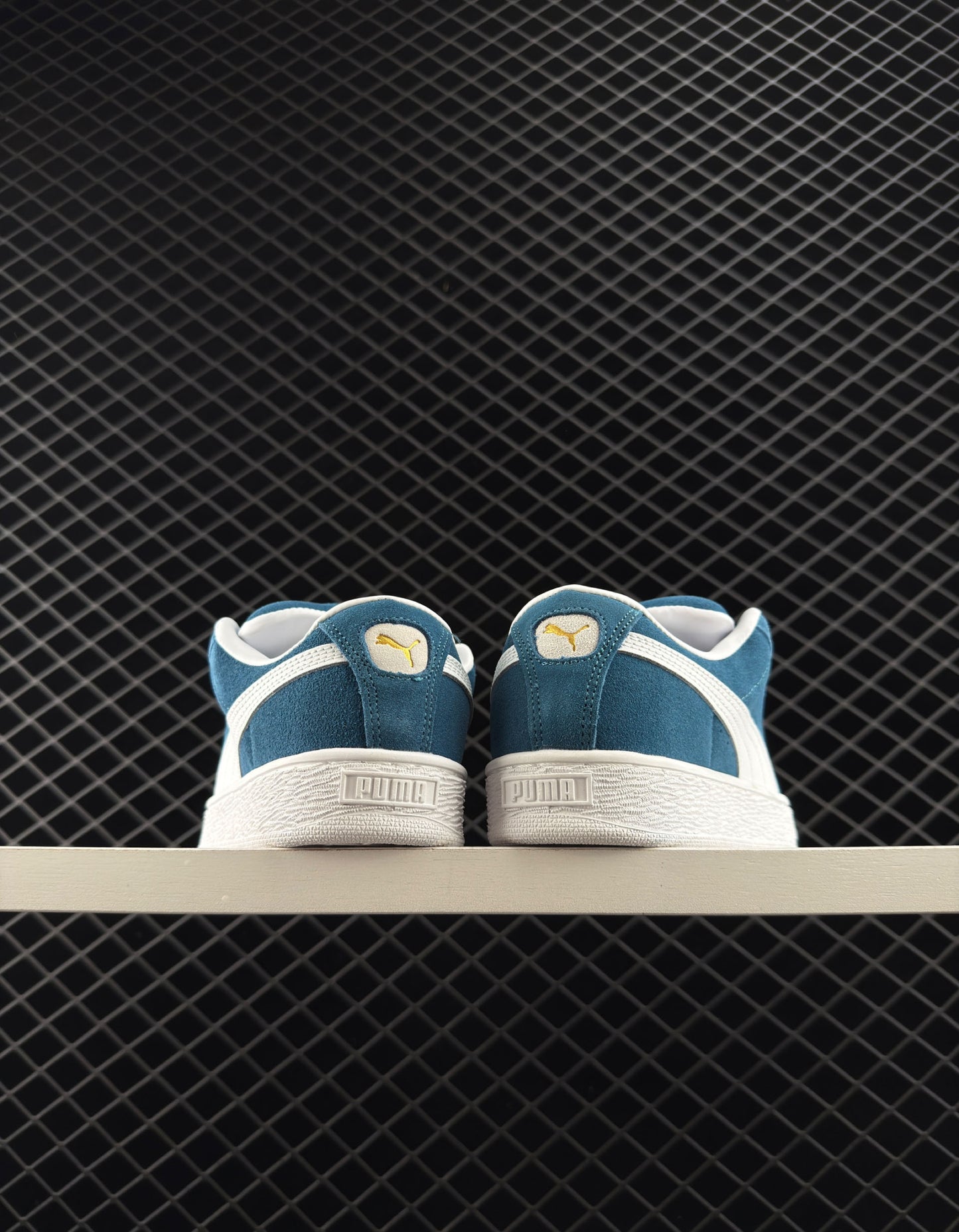 Puma Classic Color Flat Sneakers