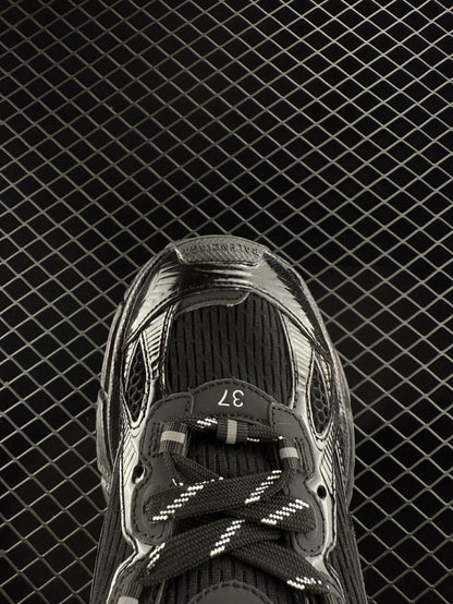 Balenciaga Retro Clunky Sneaker