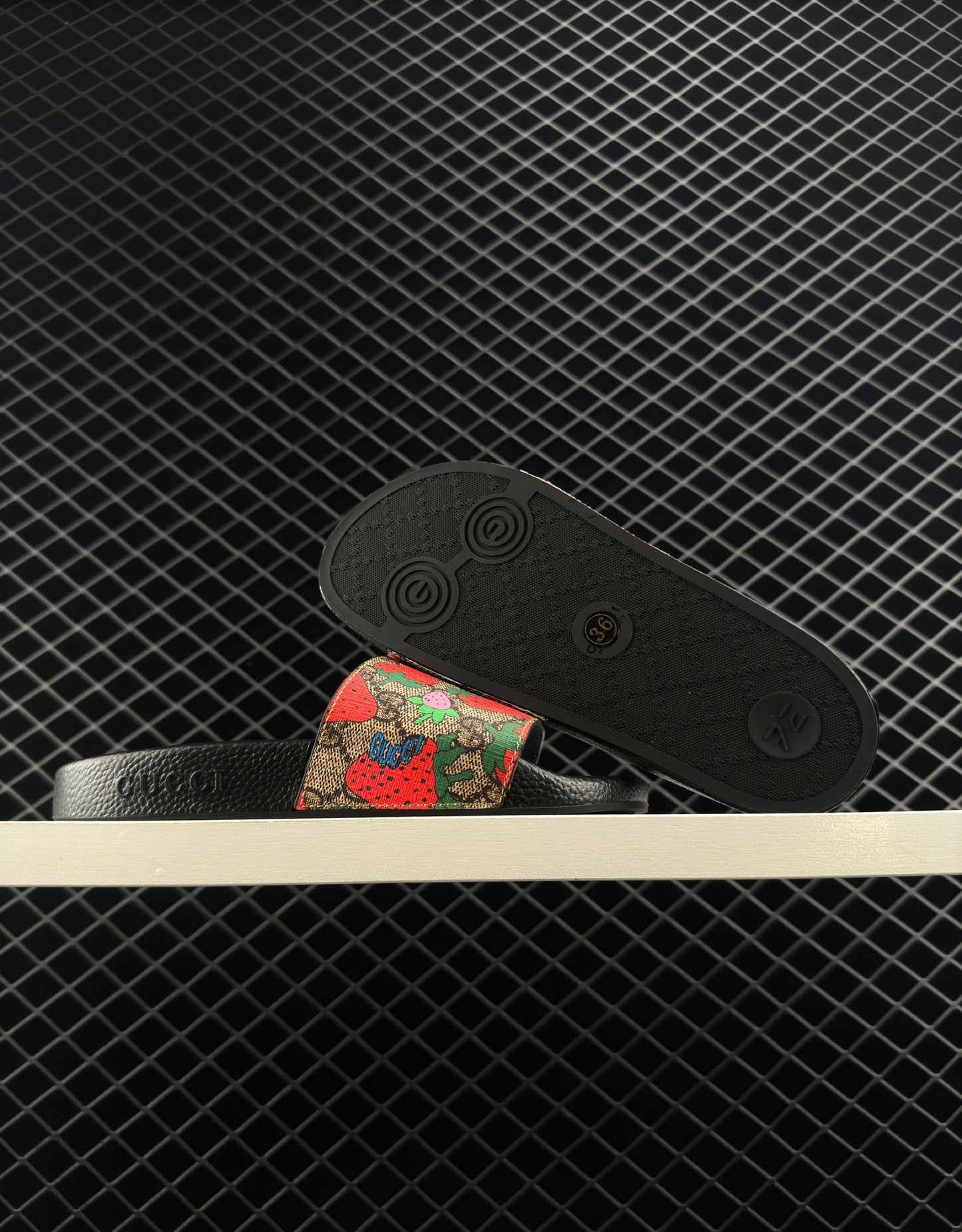 Gucci New Black Bottom Slippers