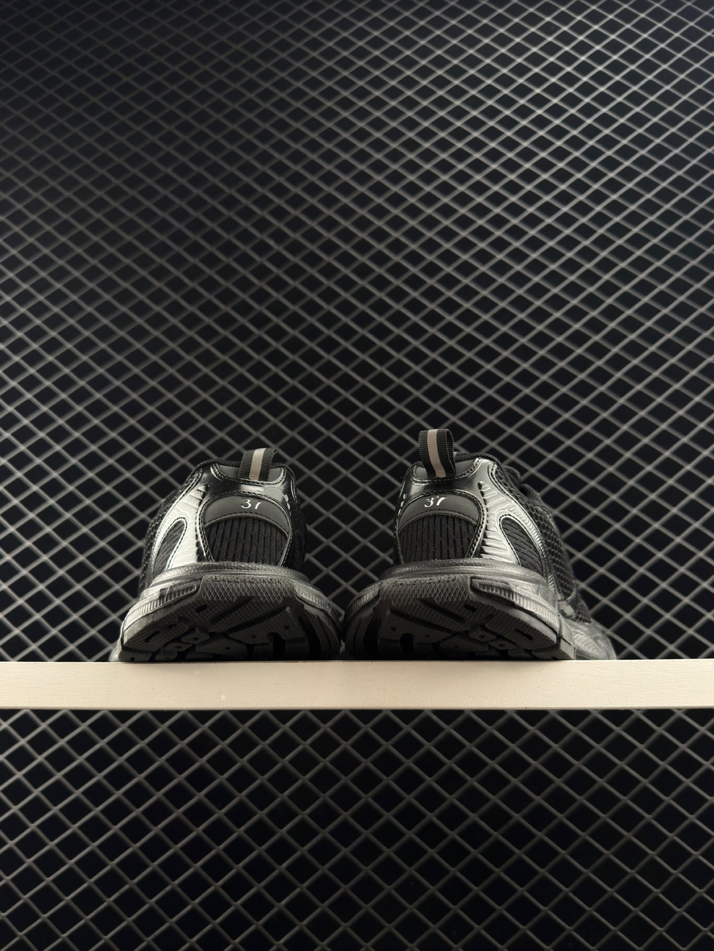 Balenciaga Retro Clunky Sneaker