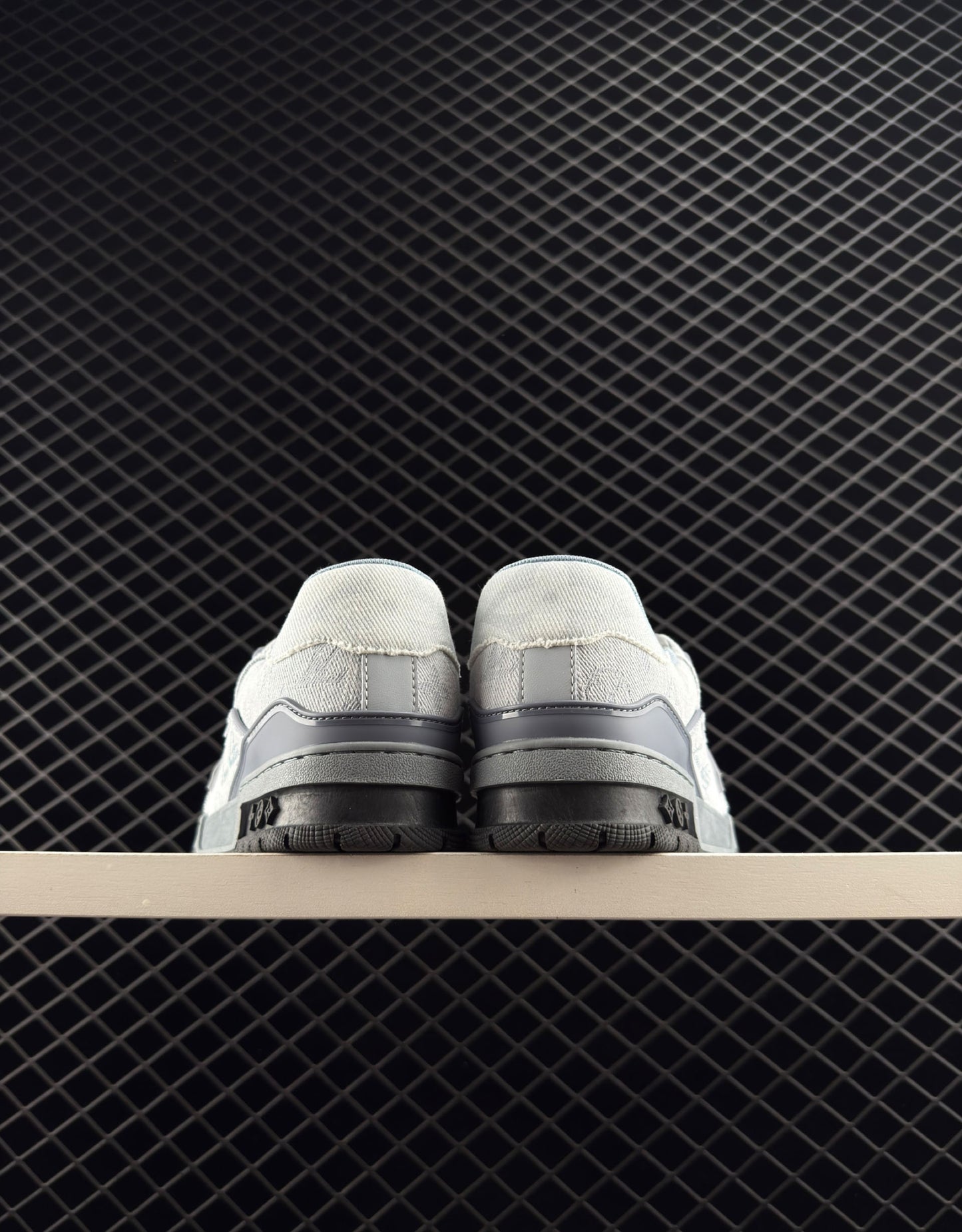 Louis Vuitton Low-top Lace-up Sneakers