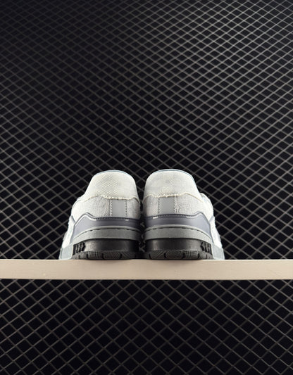 Louis Vuitton Low-top Lace-up Sneakers