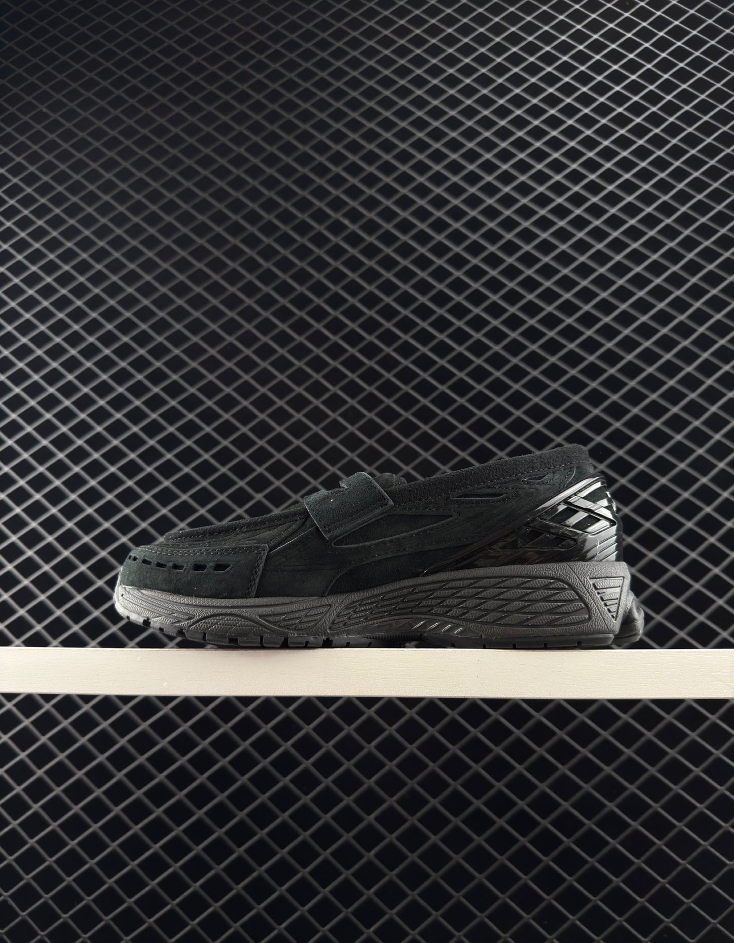 New Balance Dad Style All Black Casual Sneakers