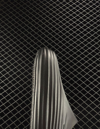 Nike Simple And Comfortable Hole Shoes