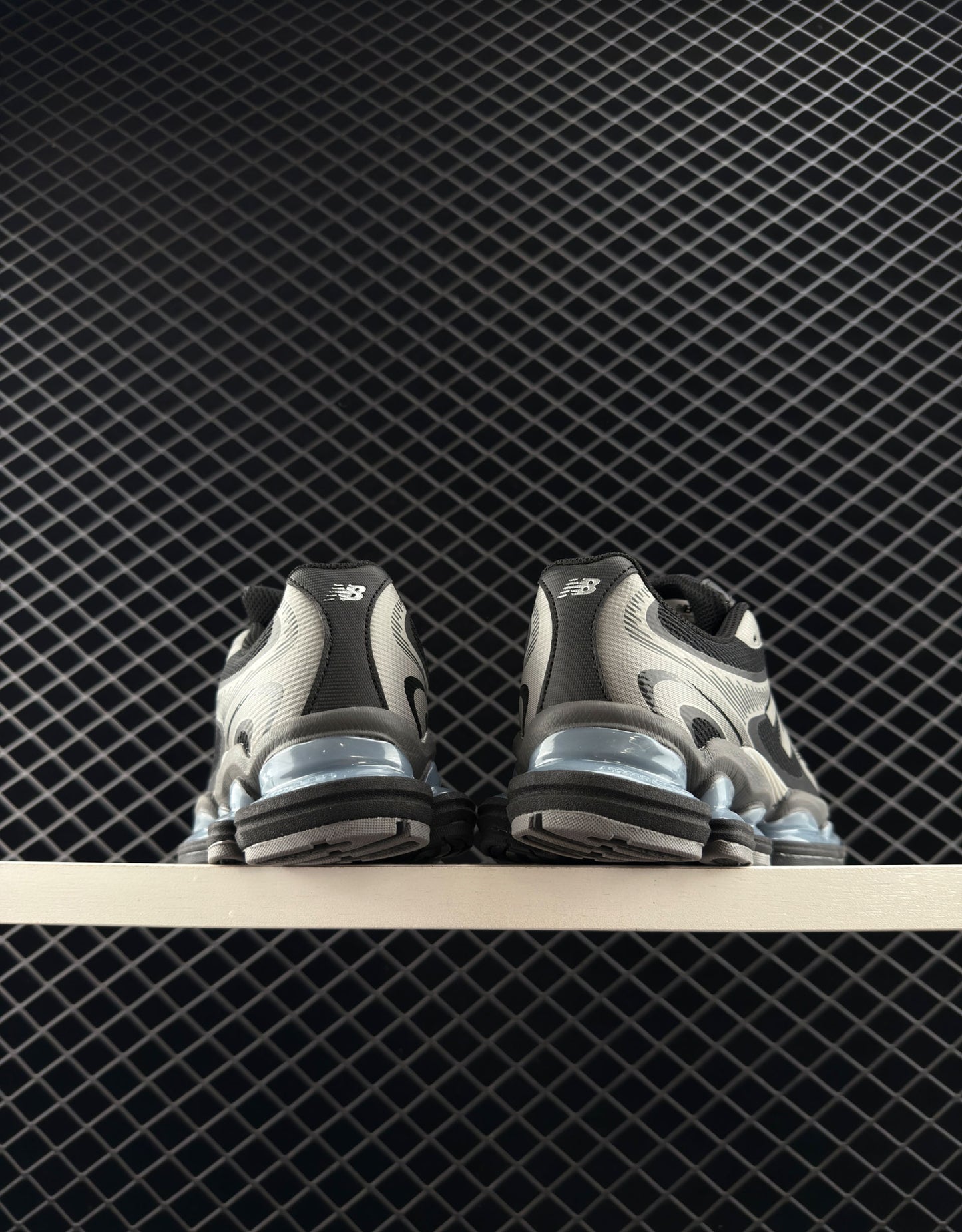 New Balance Fashionable And Versatile Low-top Running Shoes