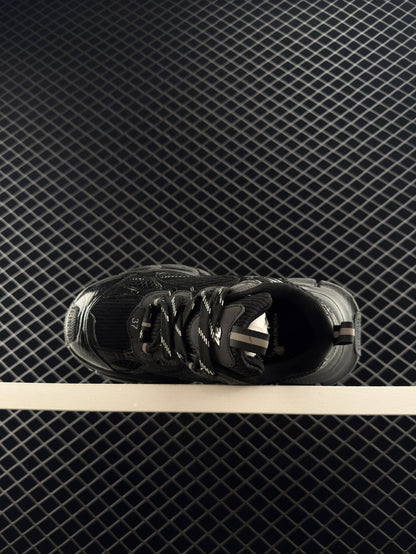 Balenciaga Retro Clunky Sneaker