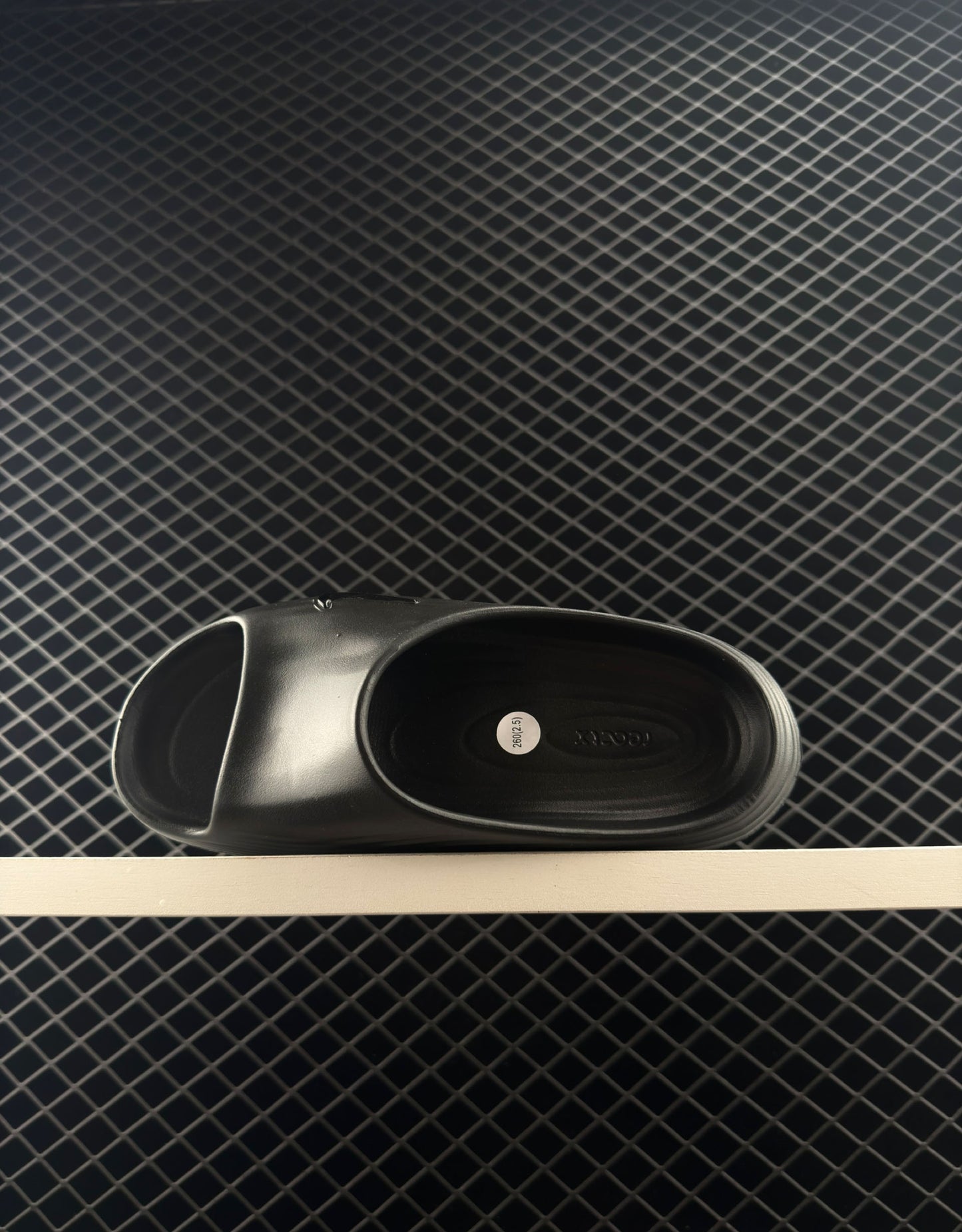 Nike Simple And Comfortable Hole Shoes