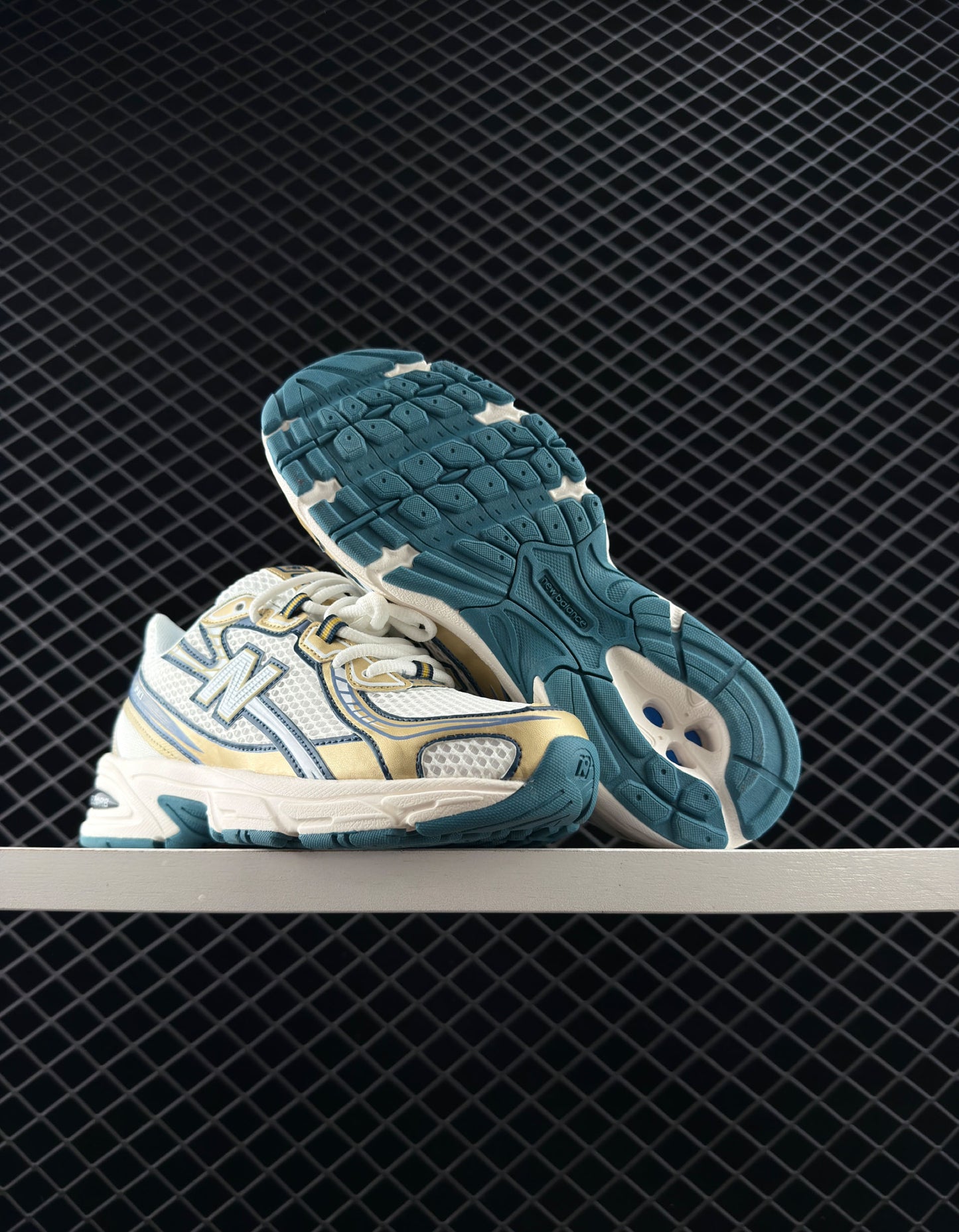 New Balance Fashion Men's And Women's Sports Shoes