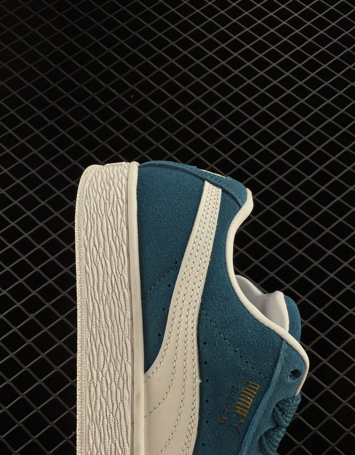 Puma Classic Color Flat Sneakers