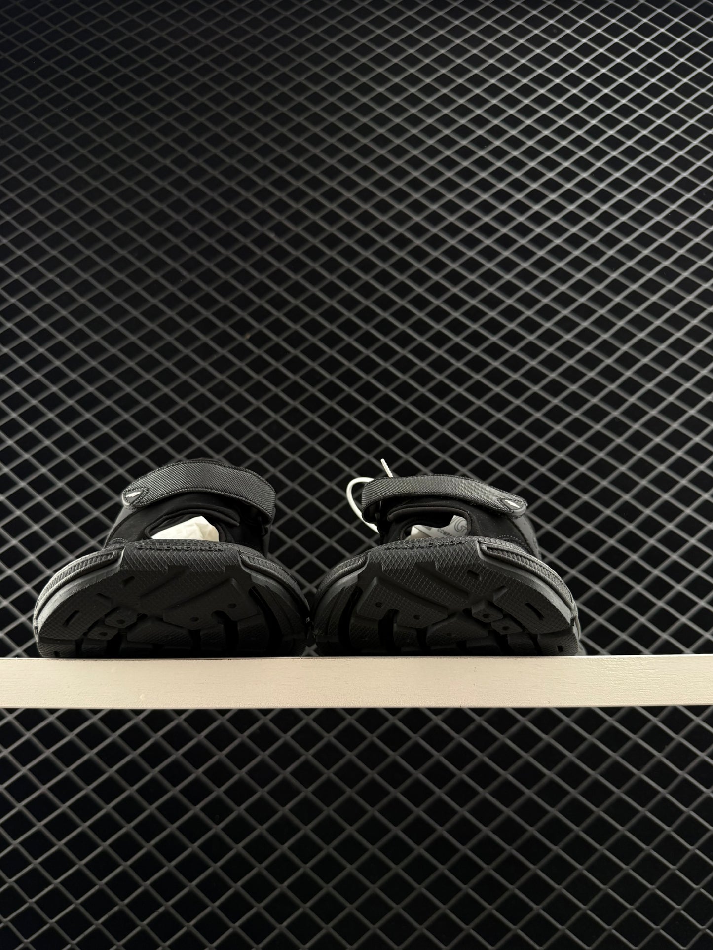 バレンシアガ ロートップ レトロ トレンド カジュアル スポーツ ベルクロ サンダル