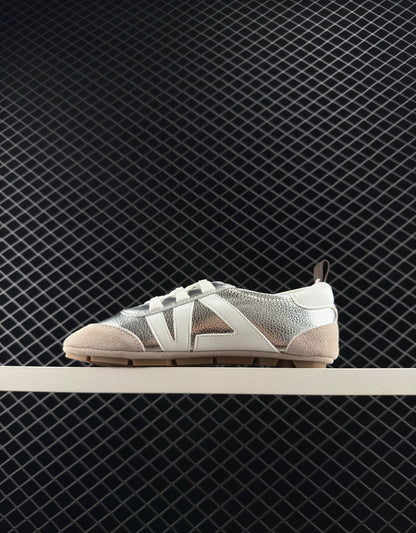 Louis Vuitton sheepskin round toe lace-up ballet style women's low-top casual shoes