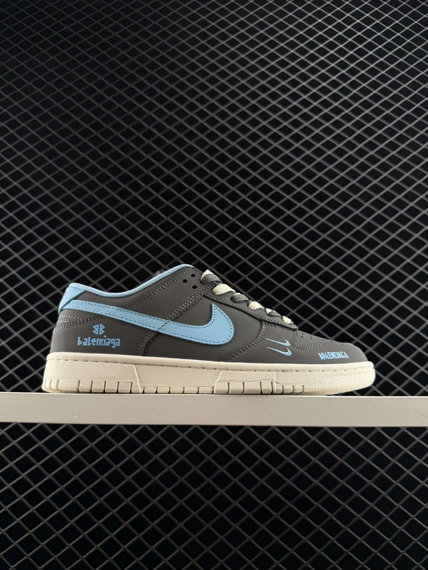 Balenciaga & Nike Collaborated Style Low Top Casual Sneakers