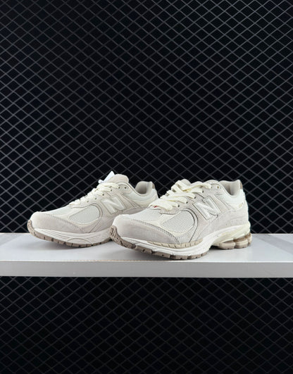 New Balance Off-White Casual Sneakers
