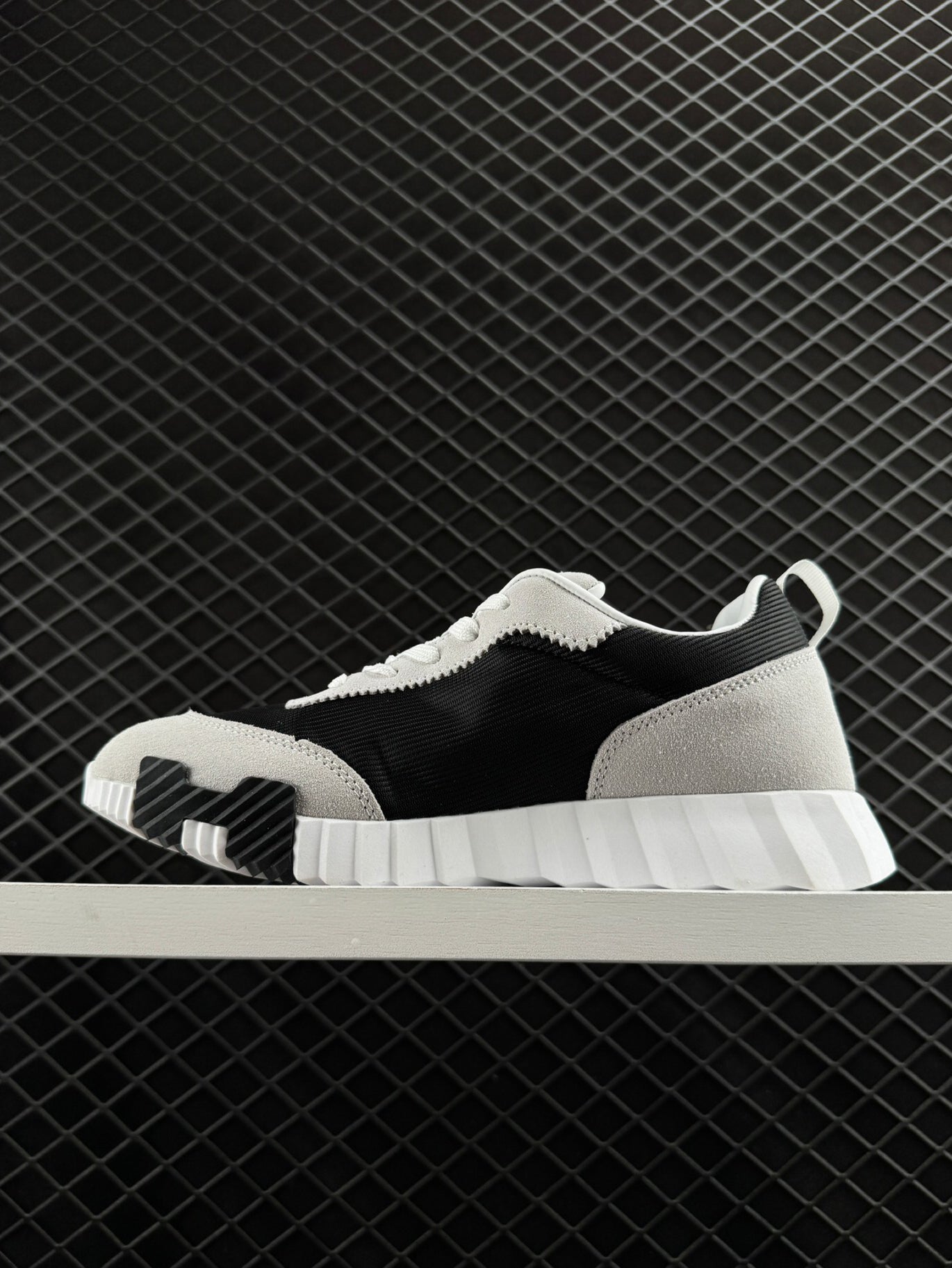 Hermes Bouncing Mesh Lace-up Round Toed Low-Top Life Casual Shoes