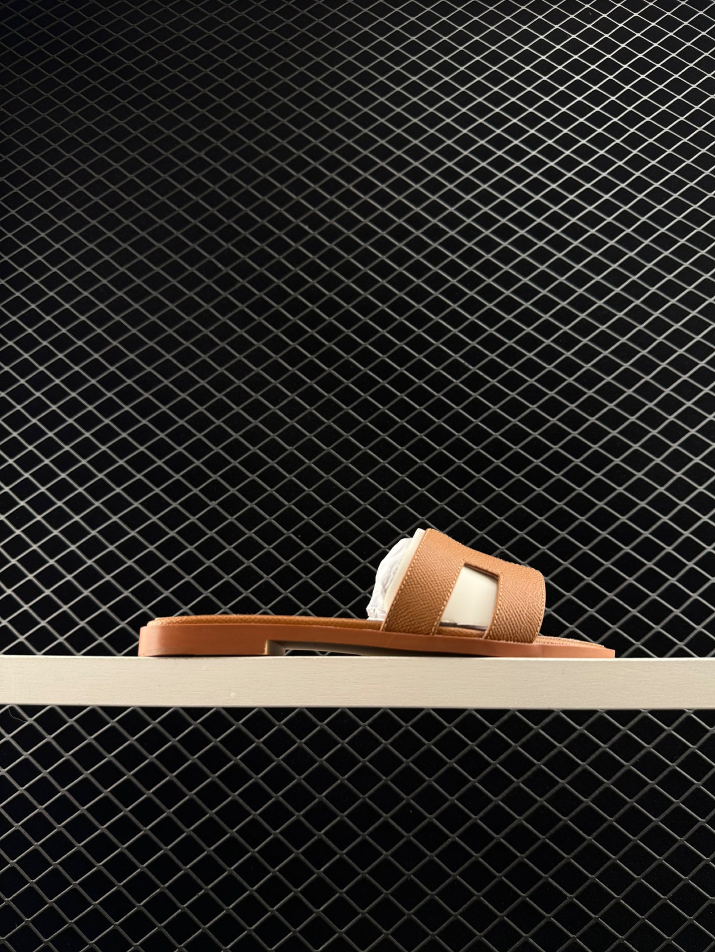 Hermes Vacation Home Essentials Flat Slippers with Large Soles