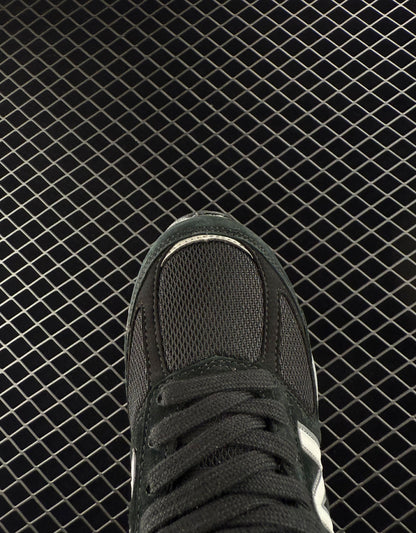 New Balance Classic Retro Black Sneakers