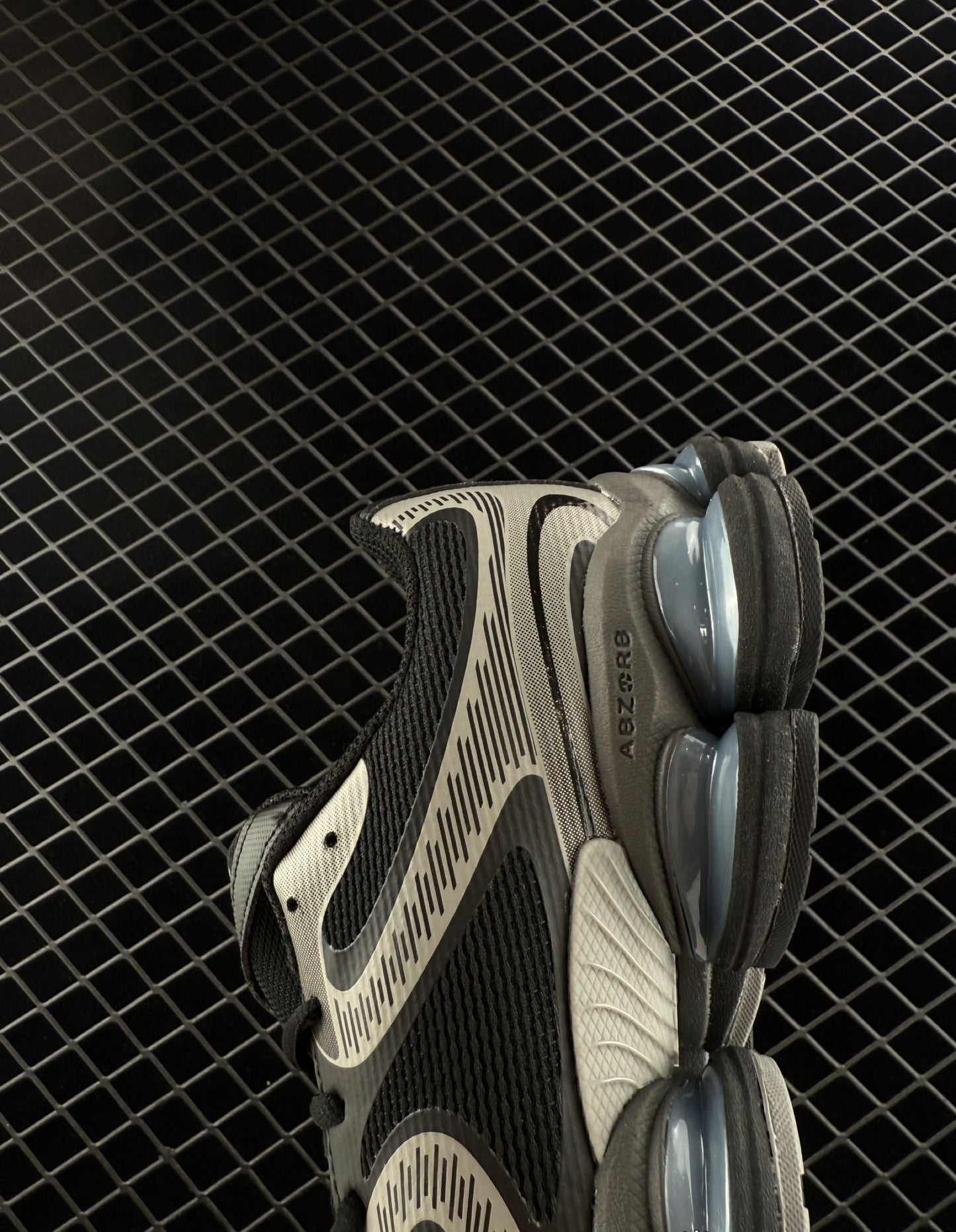 New Balance Fashionable And Versatile Low-top Running Shoes