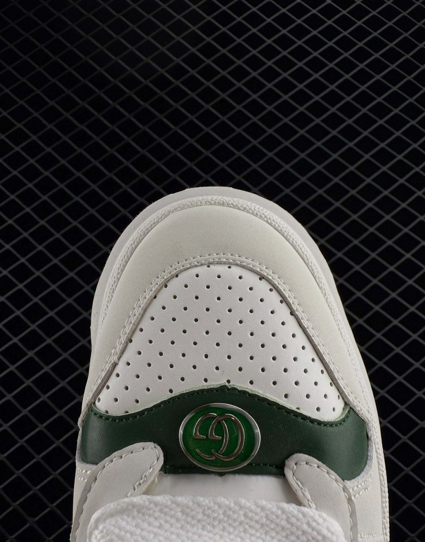 Gucci Leather Low-top Round Toe Lace-up Fashion Sneakers