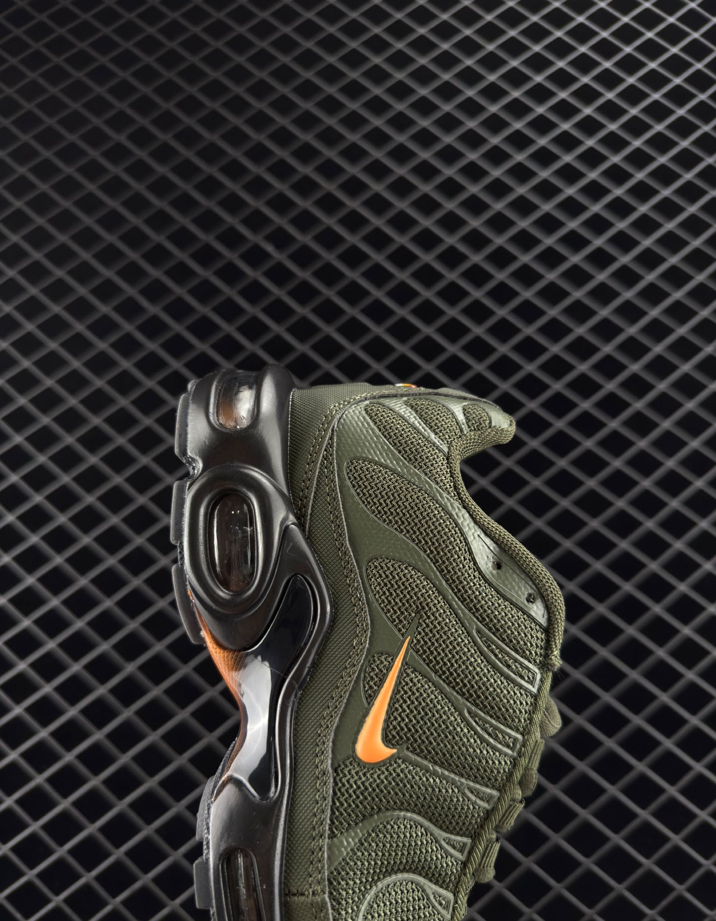 Nike Classic Color Sneakers