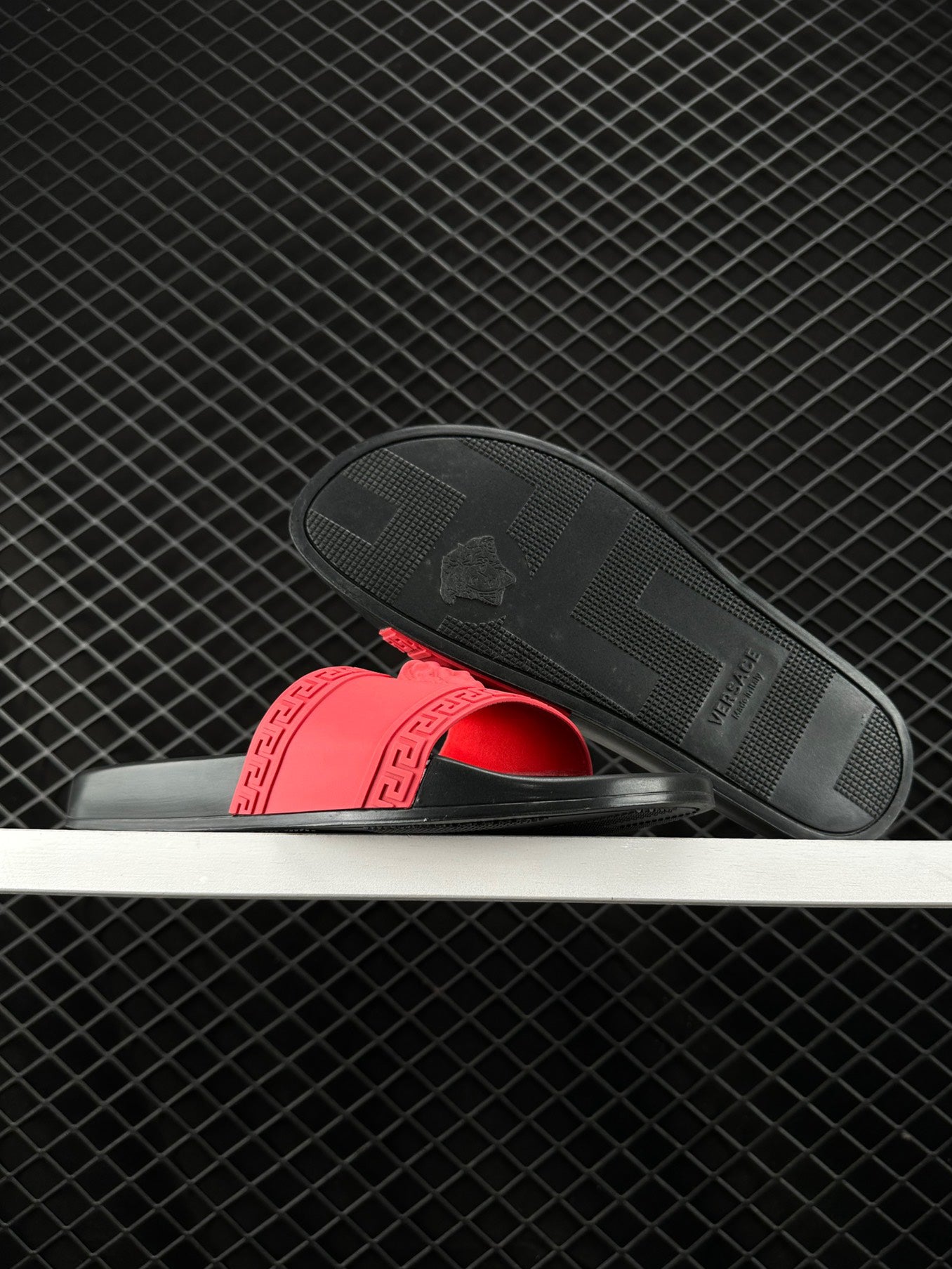 Versace Open-Toe Casual Slippers Graffiti Limited Edition Beach Shoes