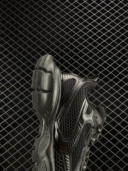 Balenciaga Retro Clunky Sneaker