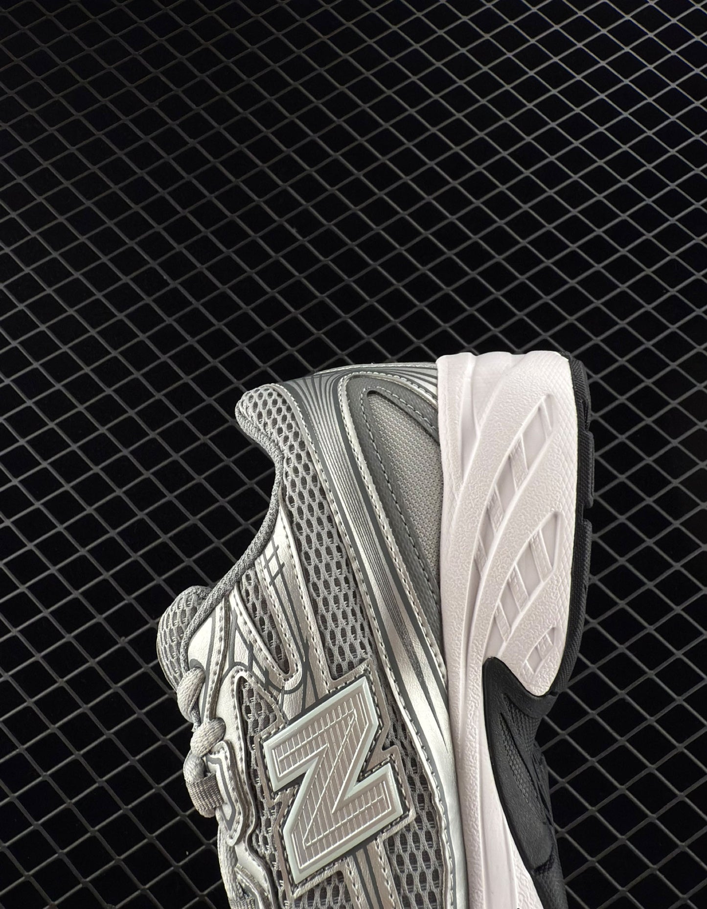 New Balance Trendy Breathable Retro Sneakers