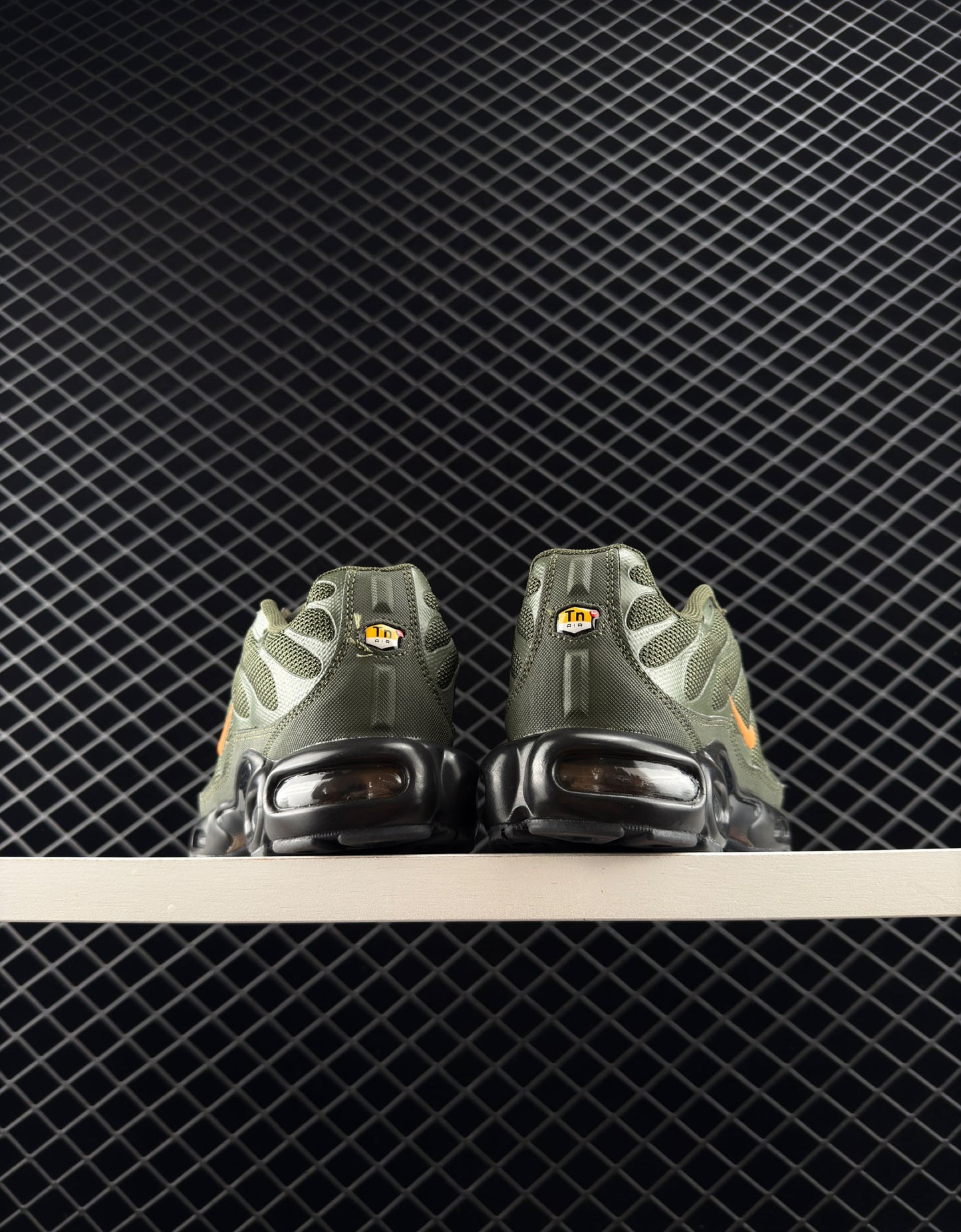 Nike Classic Color Sneakers